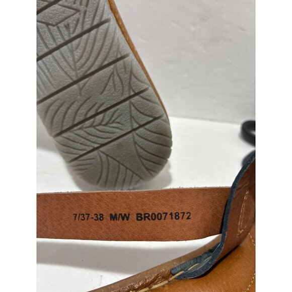 Born Taye Sandals womens Blue Colorblock Leather confort Sandals size 7-7.5 - Picture 7 of 7